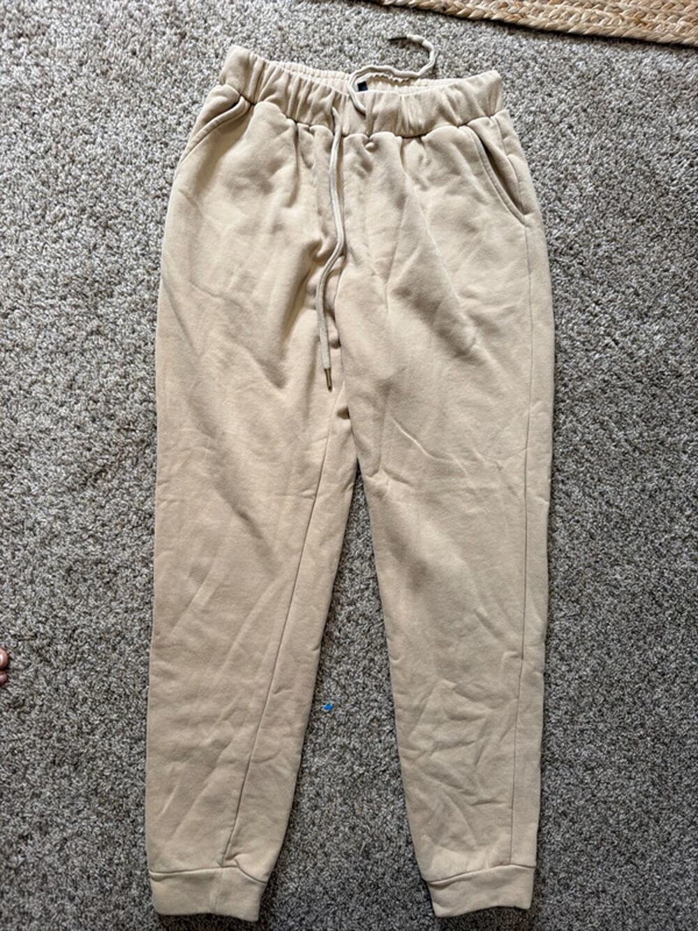 3 for $9 Fashion Nova sport M beige cotton blend sweat joggers EUC3377